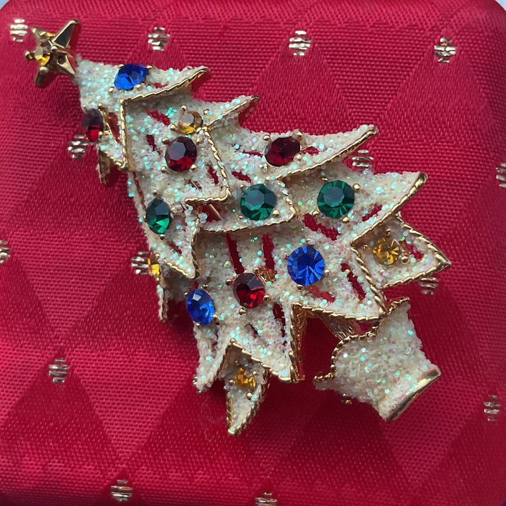 Vintage Eisenberg Ice with Multicolor Crystals Christmas tree pin